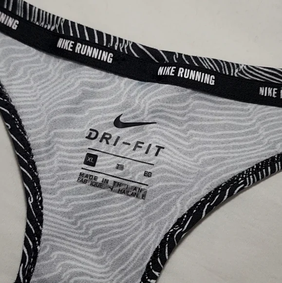 Plus Size Nike Running Racerback Tank Top Dri-Fit - Picture 9 of 9